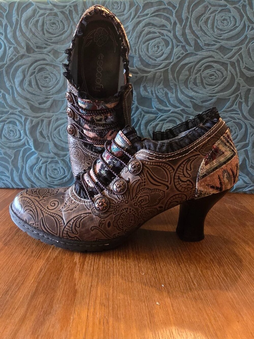 Socofy Vintage Etched Leather Heeled Oxfords, 7.5/38